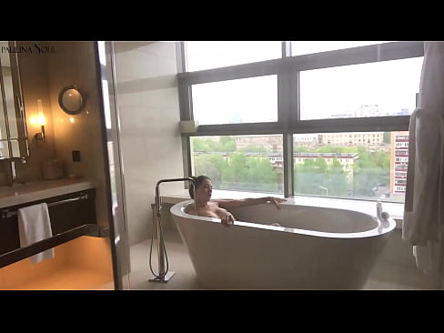 ❤️ Bebé tremendo A masturbar-se apaixonadamente na sua rata na casa de banho Porno de qualidade em pt.123sex.ru ❌️❤